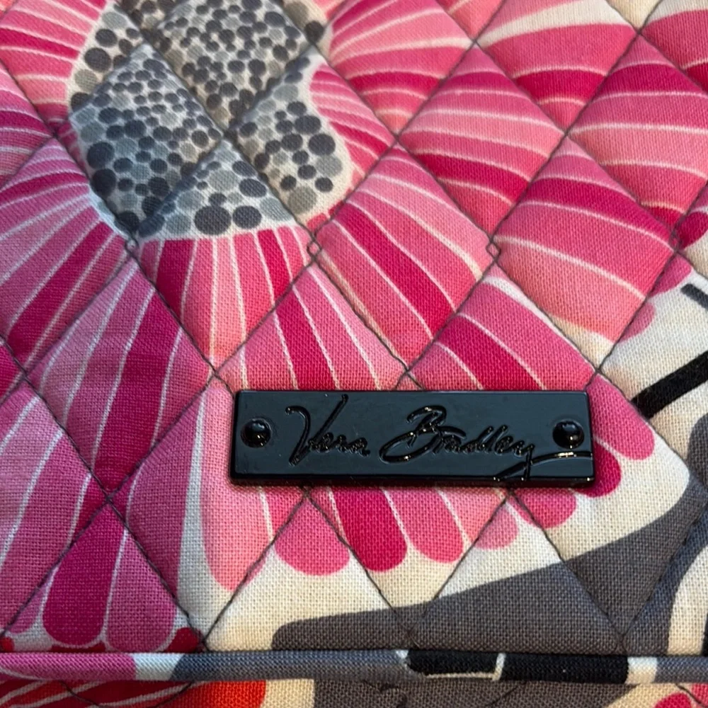 Vera Bradley Pink and Gray Floral laptop bag - Picture 2 of 6
